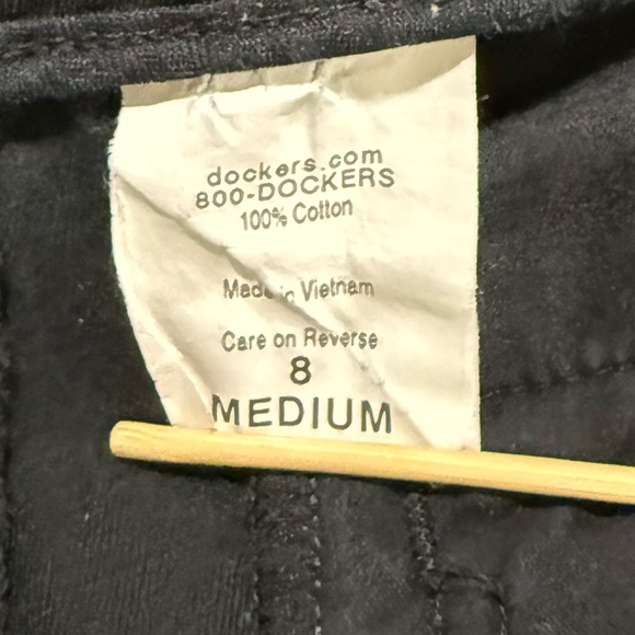Dockers Women’s Cargo Pants Black Size 8 - Picture 4 of 5